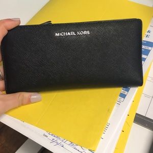 jet set saffiano leather slim wallet